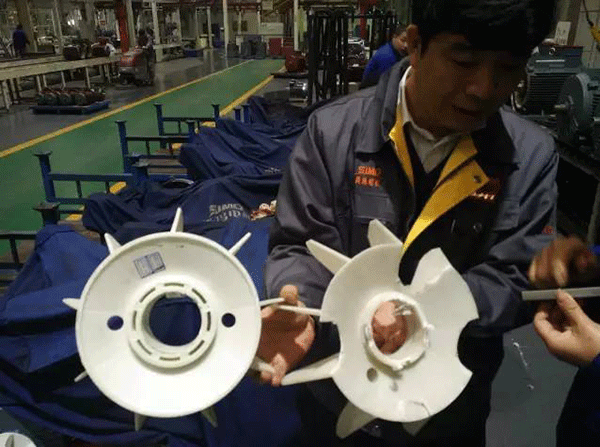 西安泰富西瑪變頻電機與普通電機過載的比較。