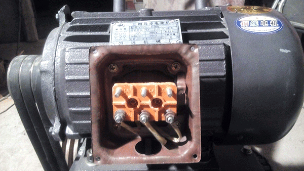 淺談西安泰富西瑪三相異步電動(dòng)機(jī)的基本原理。